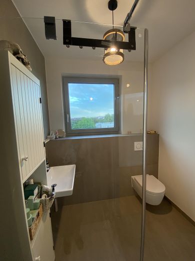 Oasis de luz de lujo de 4 habitaciones, 106 m²| 2022| Vistas panorámicas| 4.º piso+ascensor| 2 baños|2 balcones| cocina equipada|garaje subterráneo – Foto 39