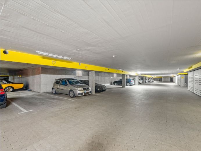 WOHNEN MIT WEITBLICK – STILVOLL, MODERNISIERT UND ZENTRUMSNAH IN RHEINFELDEN – Tiefgaragenstellplatz