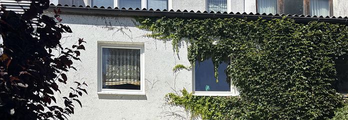 Gepflegtes Reihenmittelhaus mit Dachstudio, Südgarten und flexibler Raumaufteilung – Garten