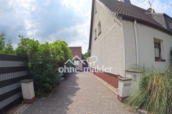 Gepflegte Doppelhaushälfte in Duisburg-Bergheim