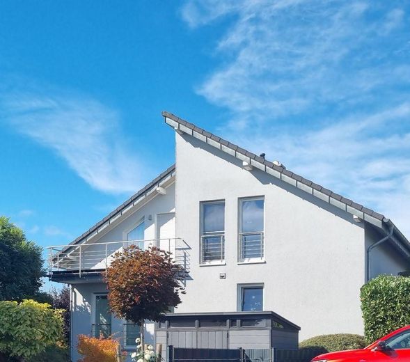 Modernes Architektenhaus mit Fernblick – Foto 1