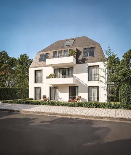 exklusives Mehrfamilienhaus