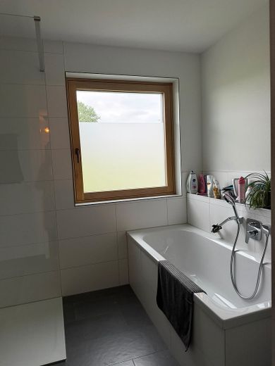 şık 3 odalı daire, mutfaklı, 1.12.26’dan itibaren boş. Lütfen ilanı tamamen okuyun – Badewanne