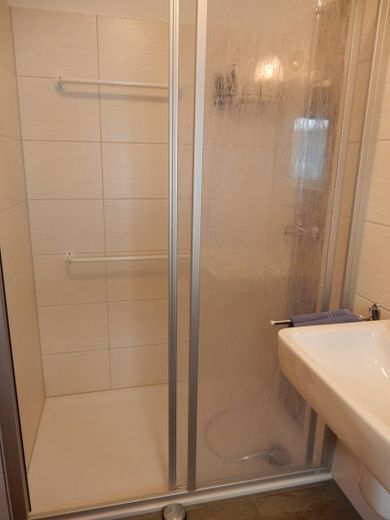 Gäste-Dusche im EG