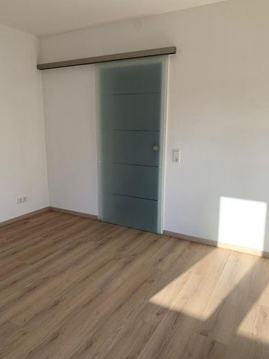 Esszimmer mit Durchgang Küche