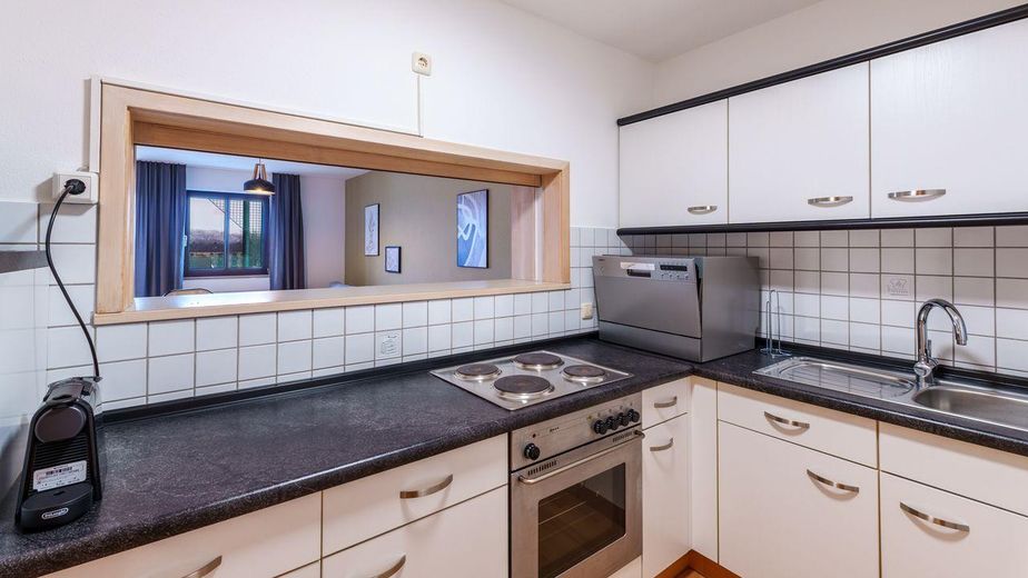 Renoviert & möbliert: Wohnung mit Balkon in Gersthofen - Wohnen auf Zeit – Foto 13