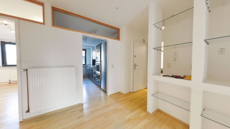 Maisonette Penthouse Wohnung mit Doppelgarage und weitere Nutzfläche im EG in Aachen - Zentrum – Wohnzimmer_&amp;_Esszimmer