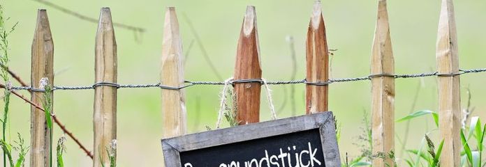 Baugrund mit Altbestand in Spitzenlage direkt am Englischen Garten für 1-2 Luxusvillen