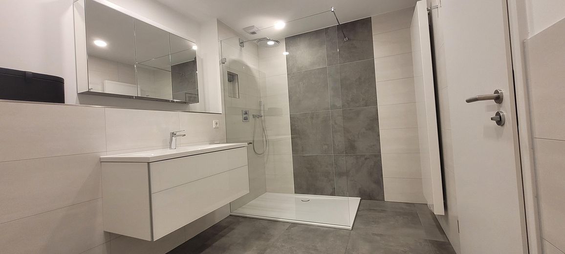 Casa a schiera d’angolo in 90530 Wendelstein-Großschwarzenlohe – Bad - 1. OG