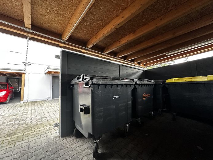 Mülltonnenbehausung