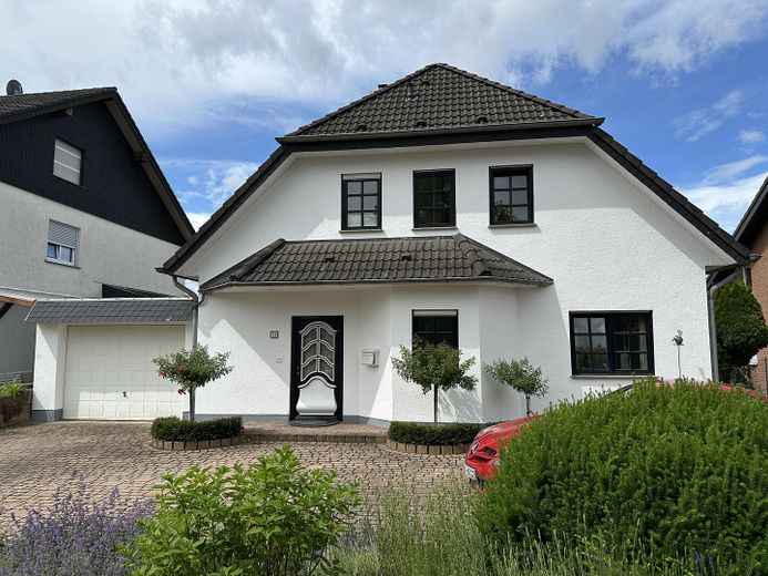 Außenansicht vorne 