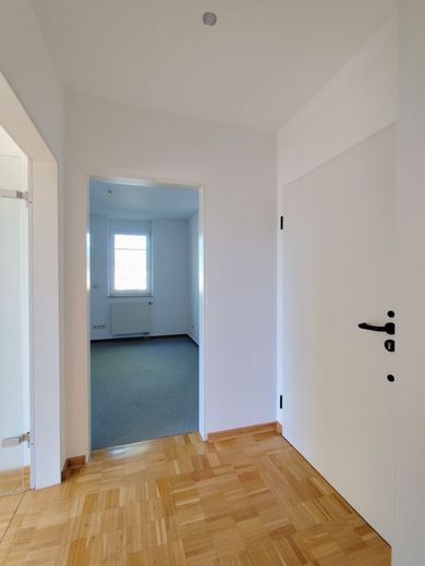 Einzigartiges Architektenhaus mit Aufzug, Panoramaterrasse und exklusivem Komfort in 95326 Kulmbach! – UG Eingangsbereich_Flur