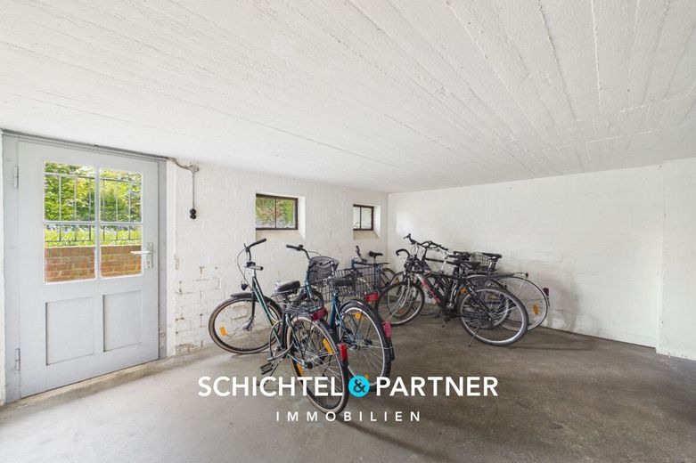 Fähr-Lobbendorf | Anlegerwohnung mit 3 Zimmern und saniertem Gebäude – S&amp;P | Fahrradkeller