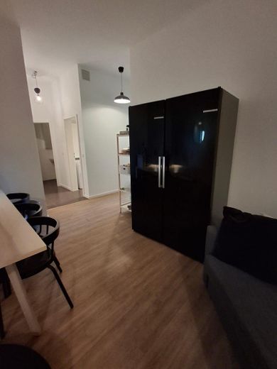 WG-Zimmer in München-Pasing – All-Inclusive & sofort verfügbar - Onlinebuchung möglich !!! – Wohnzimmer