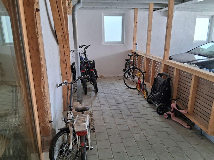 Kernsanierte Fachwerkwohnung mit Aufzug – Wohnen an der historischen Stadtmauer in Bräunlingen – Foto 19