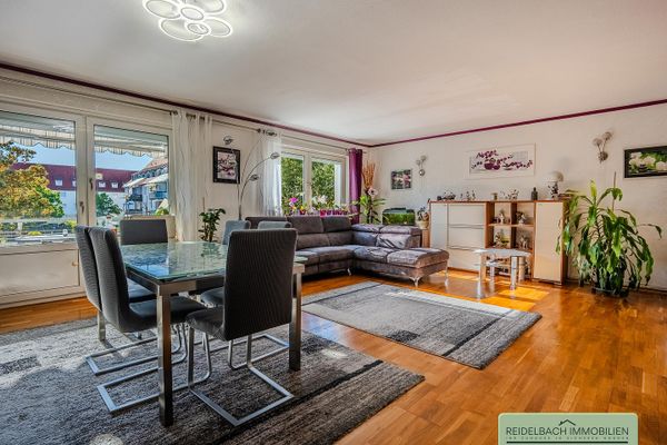 104 m² Wohnkomfort in ruhiger Lage – 3 Zimmer, Balkon & Stellplatz
