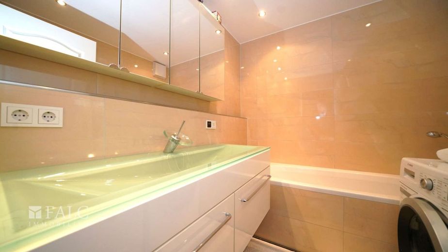 Tolle 3-Zimmer-Wohnung im Herzen von Heilbronn! Mit Aufzug, Balkon und Stellplatz! - FALC Immobilien – Modernes Bad