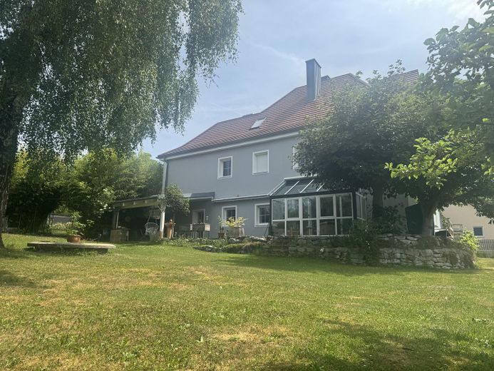 Historisches Wohnhaus mit außergewöhnlichem Charakter und vielseitigem Nutzungspotenzial – Westen