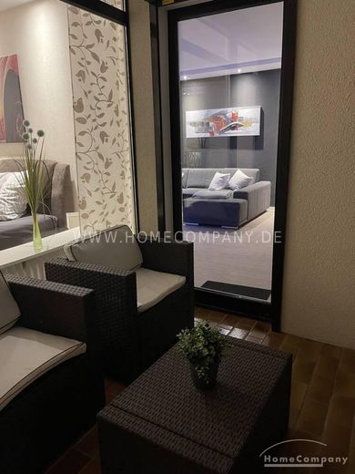 Sehr schöne 3 Zi.-Whg., möbliert. Mit Balkon. – 841958d27c0d752eb9d00eb69431eff2a4739f4a.jpg