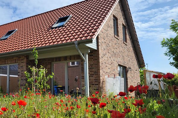 Casa unifamiliare di nuova costruzione con ulteriore immobile da ristrutturare