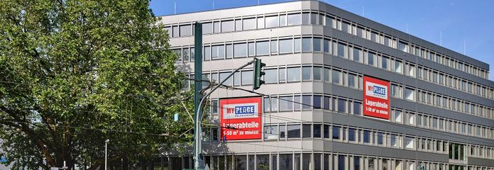 MIEJSCA PARKINGOWE W GARAŻU PODZIEMNYM W DOSKONAŁEJ LOKALIZACJI KOMUNIKACYJNEJ, BEZ PROWIZJI