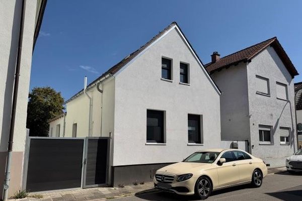 Fully renovated single-family house with modern extension