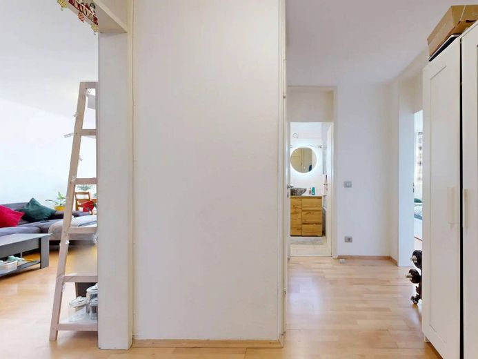 Lichte 2-kamerwoning met BALKON, EBK en ligbad in Ottobrunn – Ansicht I: Flur