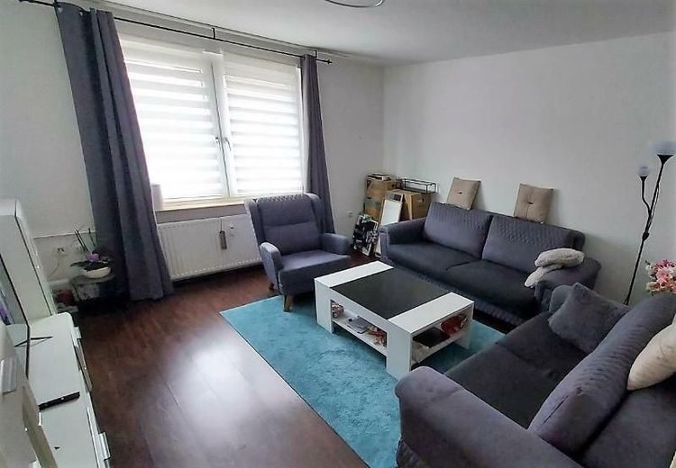 Wohn- und Geschäftshaus in Duisburg-Mittel-Meiderich - voll vermietet &amp; renditestark mit 5WE und 2GE – 1.OG li WZ