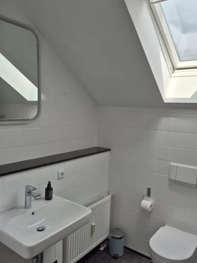 Schöne 2-Zimmer-Wohnung auf 68qm in unmittelbarer Nähe zum Rhein – Foto 11