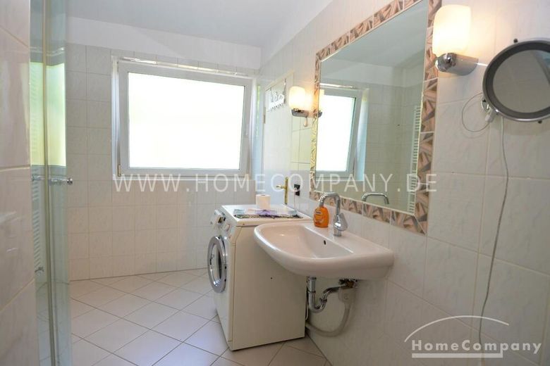 Sehr große 2 Zimmer Wohnung in Westend mit Balkon – e6e9099db2aab41c139271580d2b0c9269f5b539.jpg