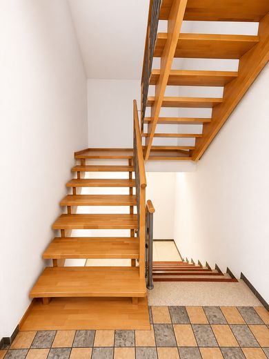 212 qm Familienhaus  - Alleinnutzung oder 2 separate Wohnungen – Foto 7