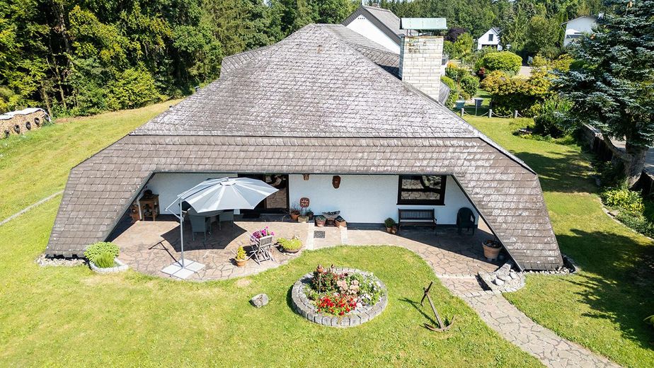 ALLES außer GEWÖHNLICH! Provisionsfreier Bungalow mit AUSBAUPOTENTIAL – WEST-Seite