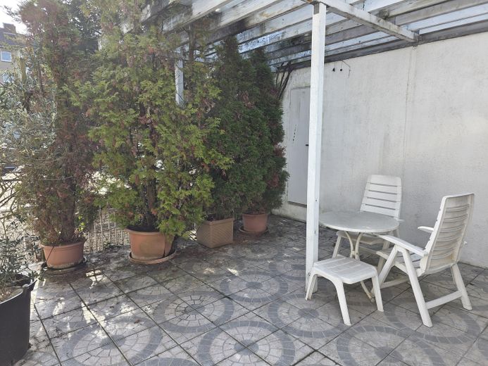 „The Garden Loft“ – Private Refuge of the Highest Class – 1. OG. Terrasse 