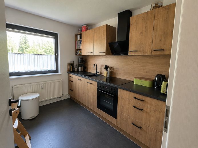 Modernisiertes Fachwerkhaus mit großzügiger Dachterasse und Platz für die Familie – Foto 11