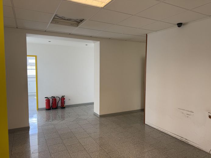 Praxis- und Büroobjekt in zentraler Lage und barrierefreiem Zugang – Foto 14