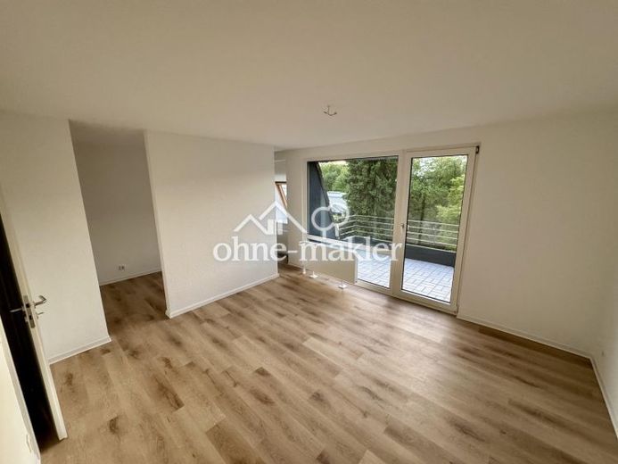 ERSTBEZUG AM UELLENDAHL: 2 ZIMMER WOHNUNG BALKON WHG – Foto 1