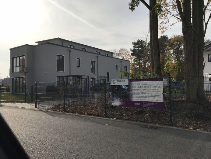 Nachmieter/in für mod. Neubauwohnung (2018) mit Dachterrasse gesucht – Außenansicht 2