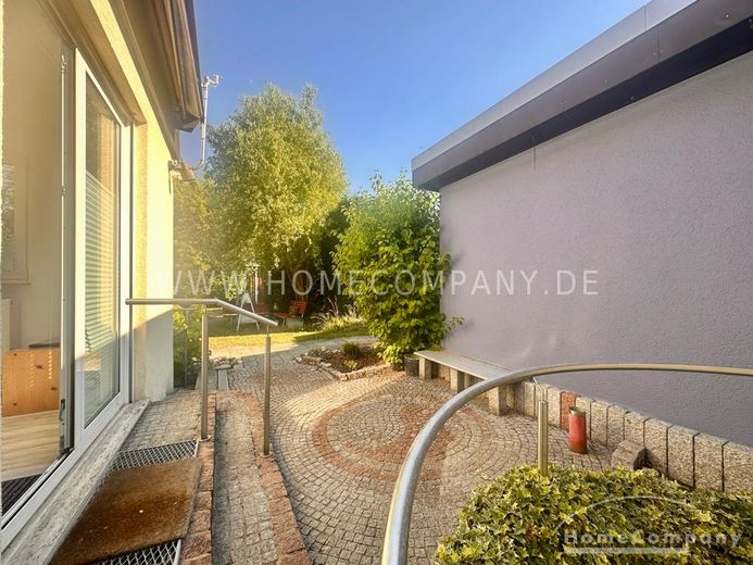 Helle Wohnung mit Terrasse in ruhiger Bungalow-Lage – Perfekt für Singles! – e95abff5488013fe4233859936a780145ead5e41.jpg