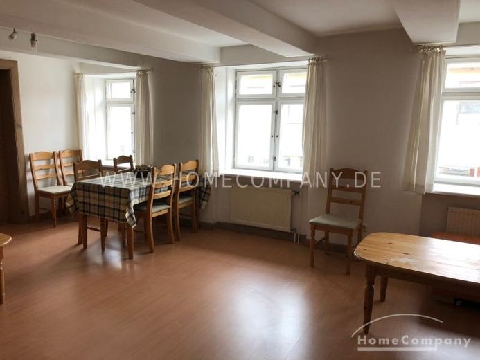Bellissimo appartamento di 5 locali, arredato, ottime dotazioni. Cortile interno utilizzabile. – 6ed2b104907a618499e421b3822b7270c6ceaec4.jpg
