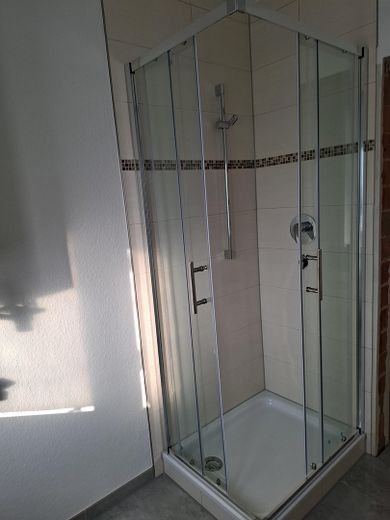 Bad Dusche