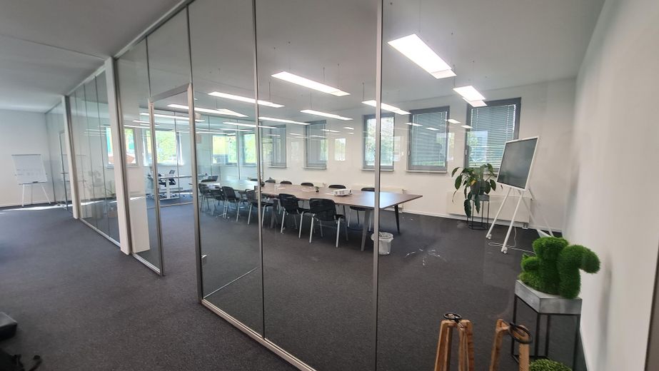 Mainz-Mombach: Privatbüro ab 700 € oder Arbeitsplatz ab 200 € – All-in, Meetingraum inklusive – Büro 2