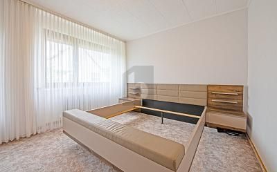 تراس شمسي، حديقة ومرآب – 1784032060_d4462e.jpg