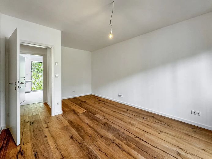 Neubau: 3,5 Zi. Traumwohnung in Panoramalage inkl. Stellplatz – Foto 8