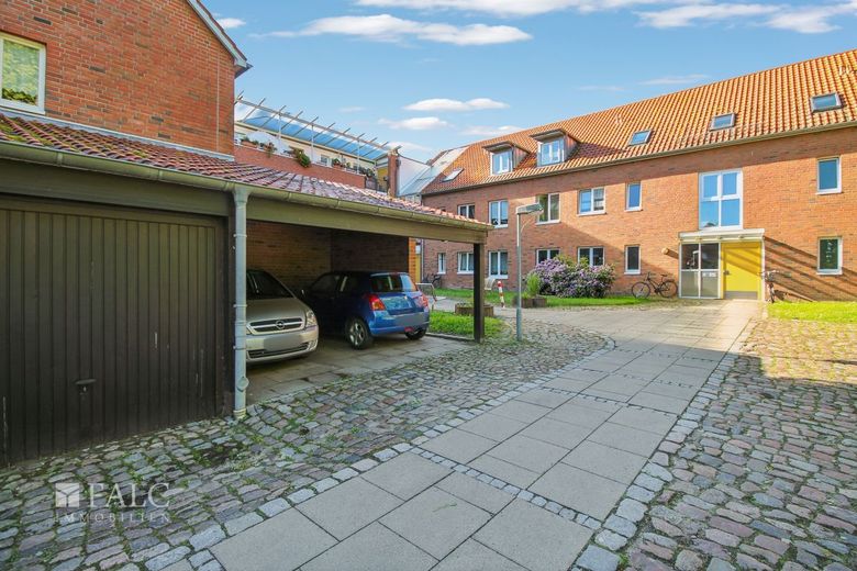 +++ Kapitalanleger aufgepasst! +++ – Parkplatz