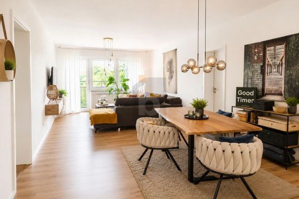 ZUHAUSE MIT WOHLFÜHLCHARAKTER
