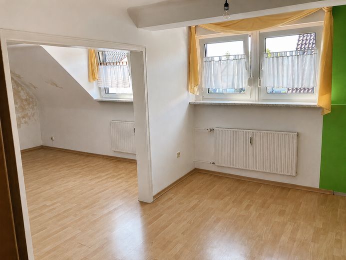 Una casa amata cerca persone per un futuro comune [da privato] – Küche/Wohnbereich_1 DG Haus 2
