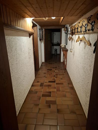 Straordinaria casa bifamiliare a schiera Nürnberg Eibach senza provvigione – Gang Keller