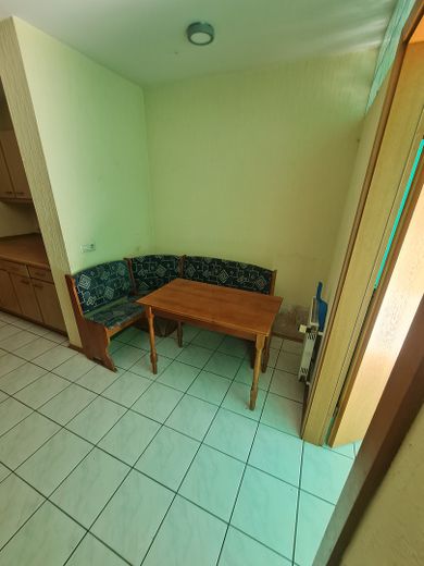Helle 4-Zimmer-Wohnung mit Balkon & Einbauküche in Stutensee – Küche