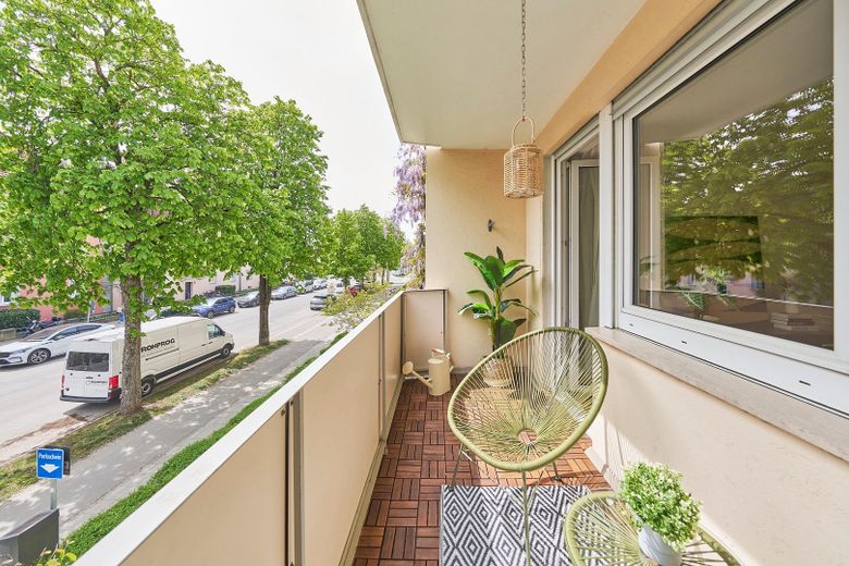 Erstbezug nach Sanierung: Helle 3-Zi.-Wohnung mit sonnigem Balkon & grünem Innenhof in Top-Lage – फोटो 12