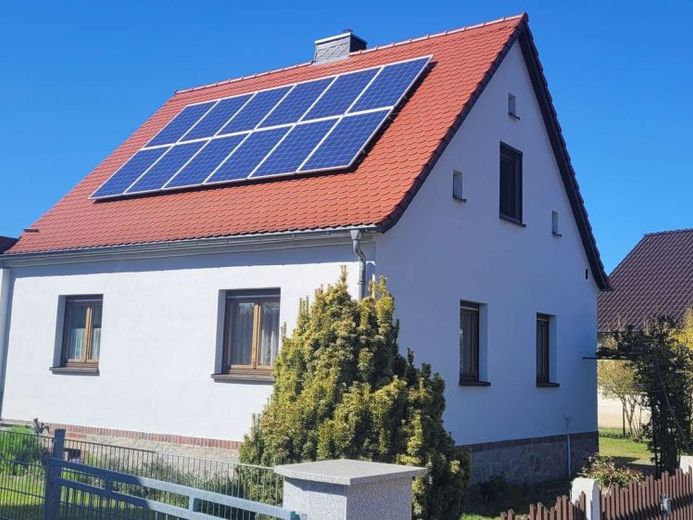 Preishammer!- EFH auf großem Grundstück in ruhiger Wohnlage! – फोटो 1